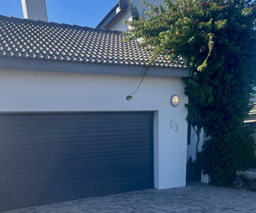 4 Bedroom Property for Sale in Country Club Western Cape